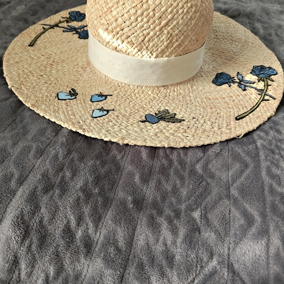 Coach X Observed By Us Embroidered Straw Hat - Picture 7 of 12